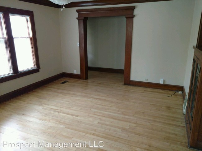 Foto del edificio - 2260-2262 N 65th St