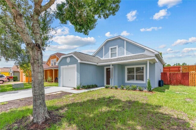 Building Photo - 421 Rollins Dr