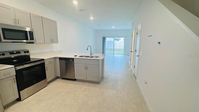 Foto del edificio - 3192 Skyline Lp