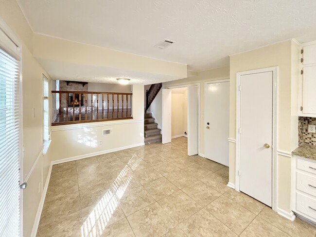 Foto del edificio - 5435 Brandon Ct