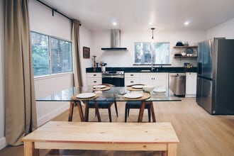 Building Photo - 2633 Crystal Springs Rd