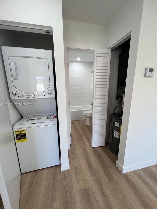 Foto del edificio - 4227 NW 5th St