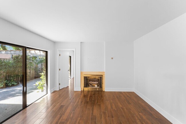 Foto del edificio - 1204 12th Ln