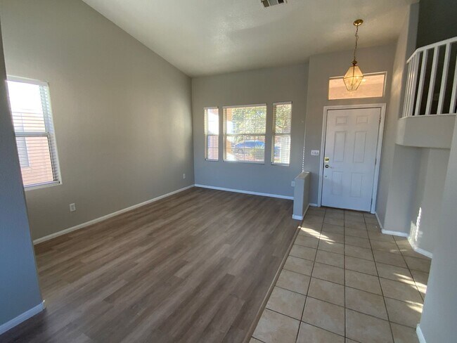 Foto del edificio - *2 WEEKS FREE RENT FOR QUALIFIED APPLICANT...