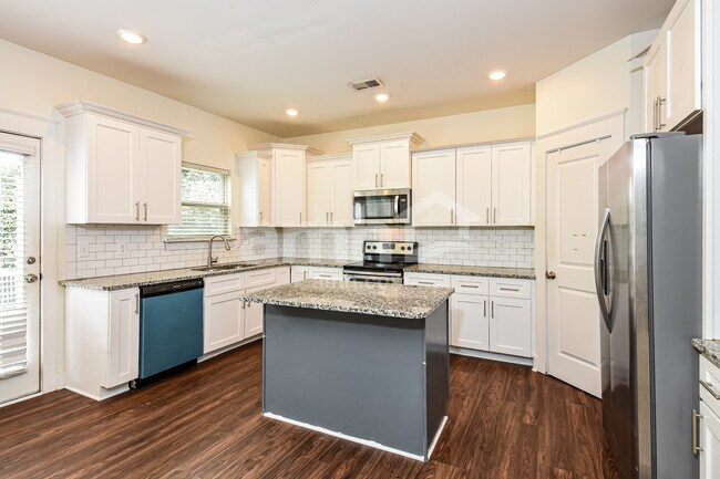 Building Photo - 3122 Arch Ct
