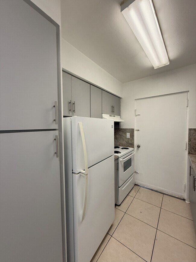 Cocina - 5165 W Flagler St