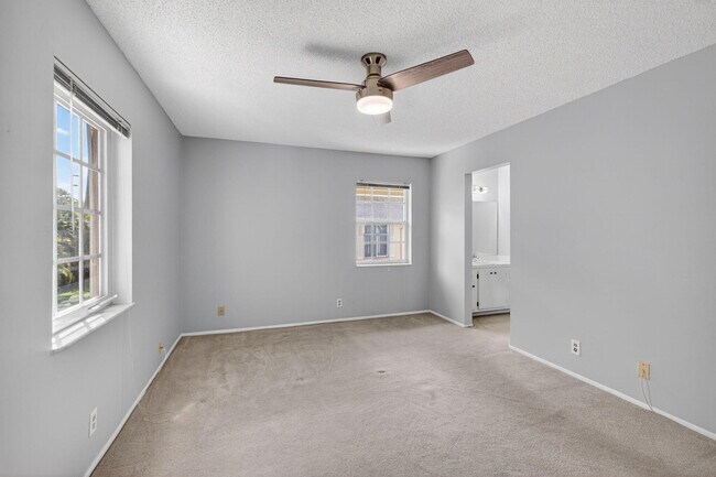 Building Photo - 12416 FL A1AAlt