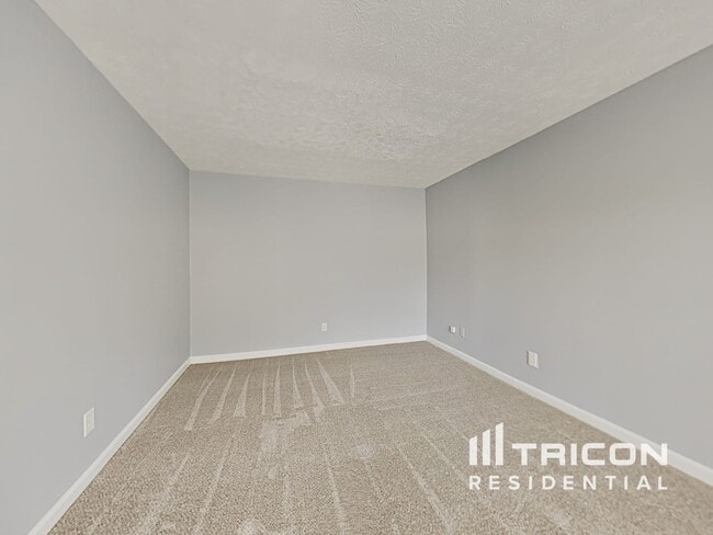 Building Photo - 2996 Aberdeen Way