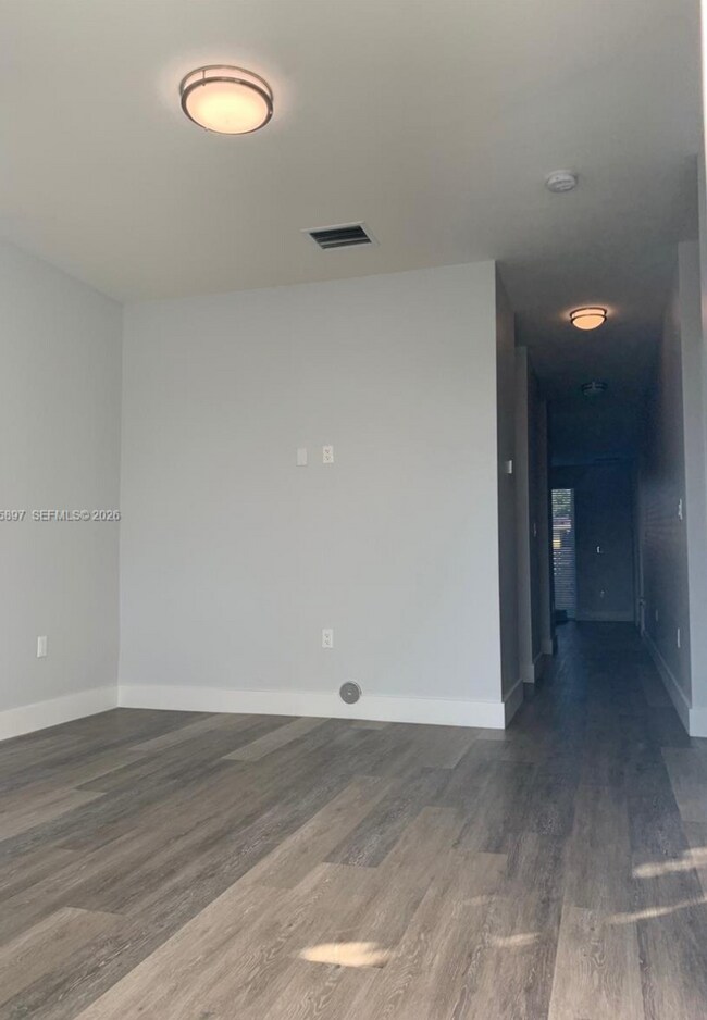 Foto del edificio - 803 E 28th St