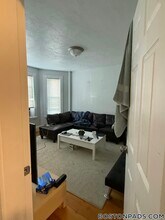 Building Photo - 22 Howell St