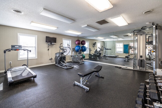Fitness Center - Woodberry Apartments