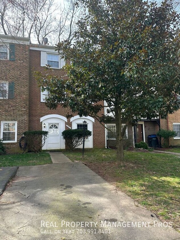 Primary Photo - New Paint-Qualify for a zero deposit?