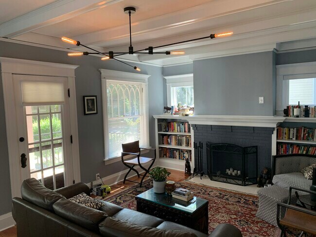 Foto del edificio - 16 Inwood Pl