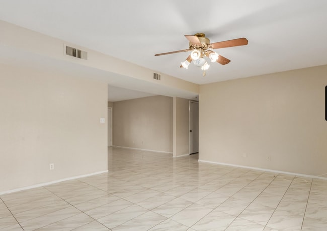 Building Photo - Great Chandler location with no HOA!!!