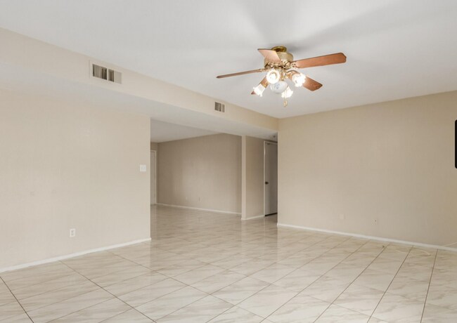 Foto del edificio - Great Chandler location with no HOA!!!