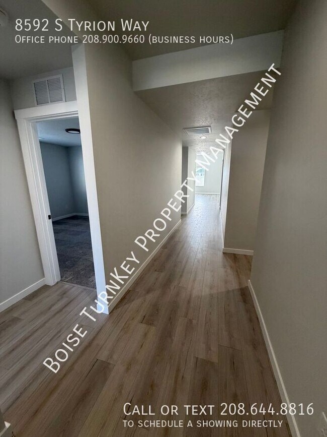 Foto del edificio - 8592 S Tyrion Wy