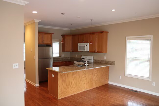 Foto del edificio - 570 Danbury Road