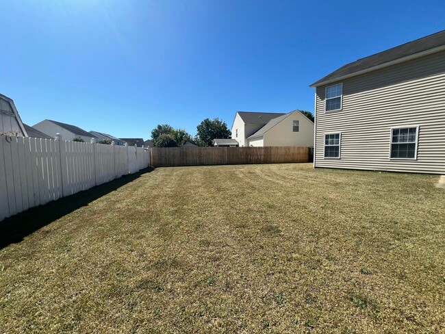Building Photo - 1464 Ruger Dr