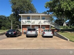 Building Photo - 113 N 5th St