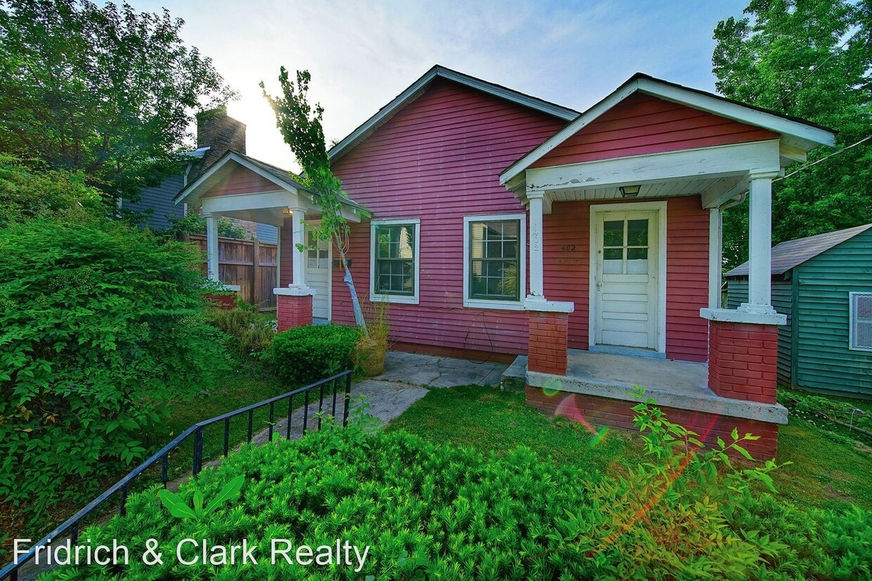 Primary Photo - 3 br, 2 bath House - 402 Taylor Street