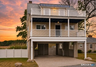 Building Photo - 12 Grove Way