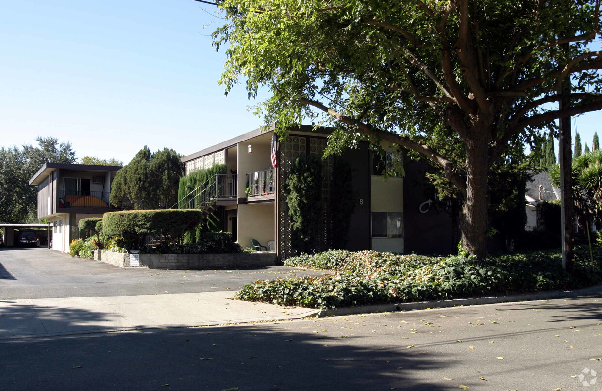 Building Photo - The Amador