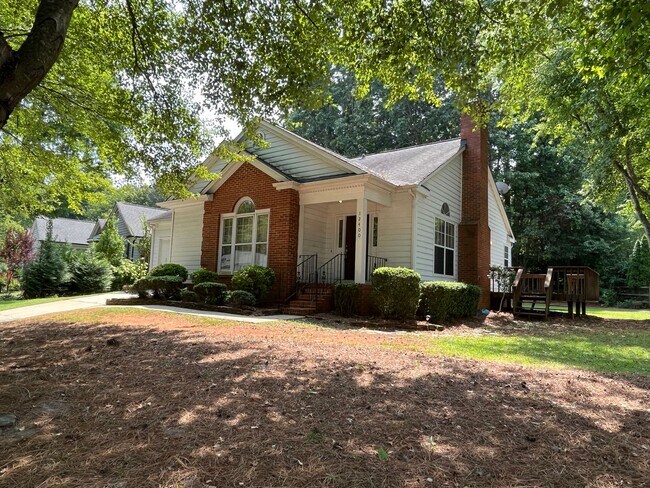 Foto del edificio - Wonderful 3 Bedroom Ranch in Huntersville