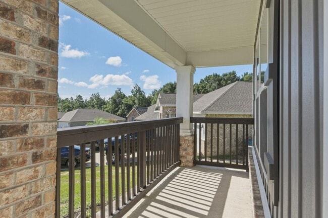 Building Photo - 3284 Chapelwood Dr