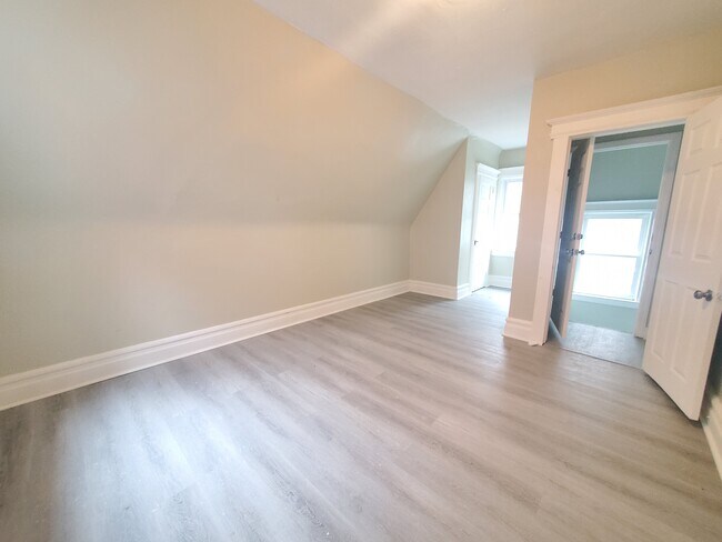 Foto del edificio - 35 Seymour Ave