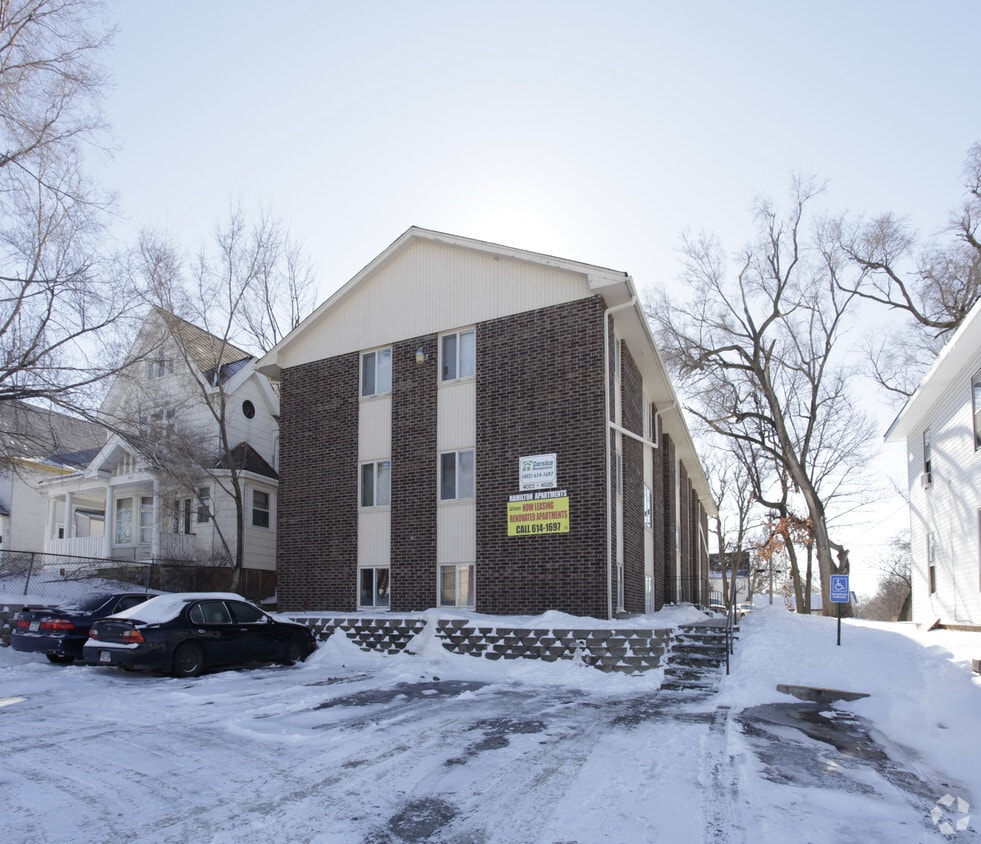 Primary Photo - Hamilton Apartments
