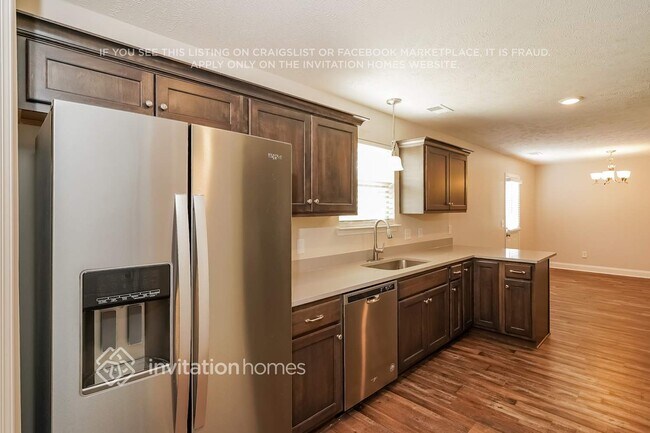 Building Photo - 1070 Berra Dr