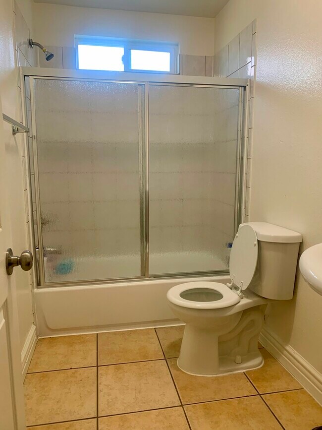 Foto del edificio - 124 E 108th St