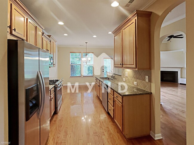 Building Photo - 3 br, 2.5 bath Townhome - 7720 Cape Charle...