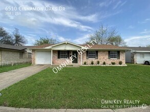 Building Photo - 6510 Cinnamon Oaks Dr