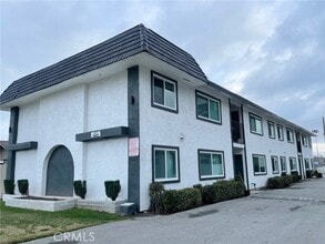 Building Photo - 1452 3rd St