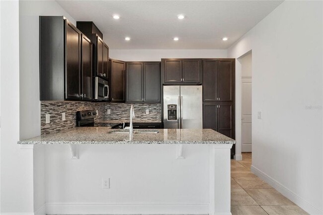Building Photo - 13480 Stoddart Ave