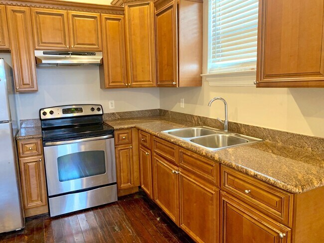 Foto del edificio - 3028 Cleveland Ave