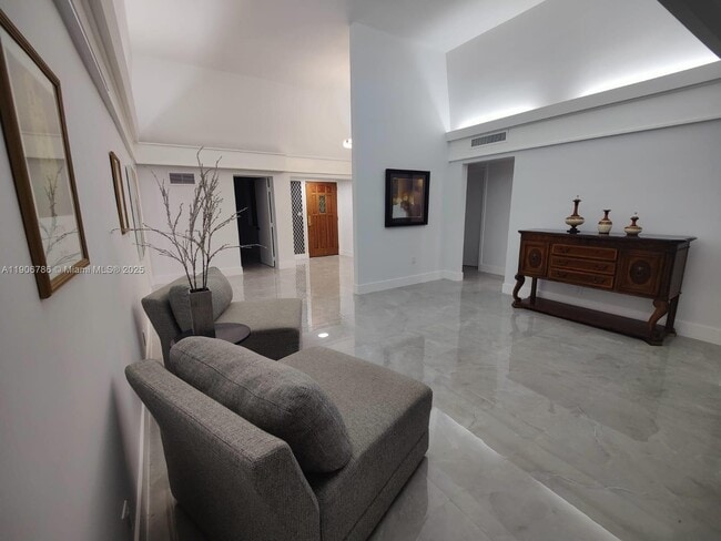 Foto del edificio - 5109 Banyan Ln