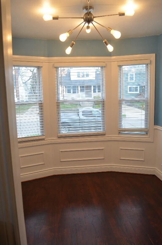 Building Photo - 154 Academy St