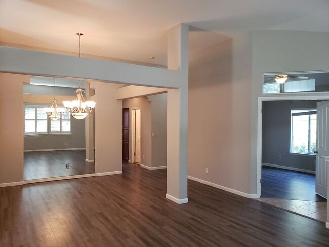 Building Photo - 7251 Noah Ct