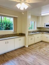Building Photo - 4415 Ocean View Blvd