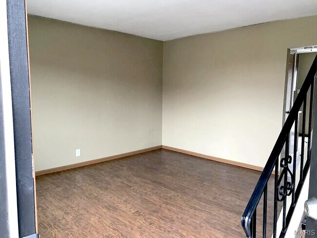 Foto del edificio - 308 Biggs Dr