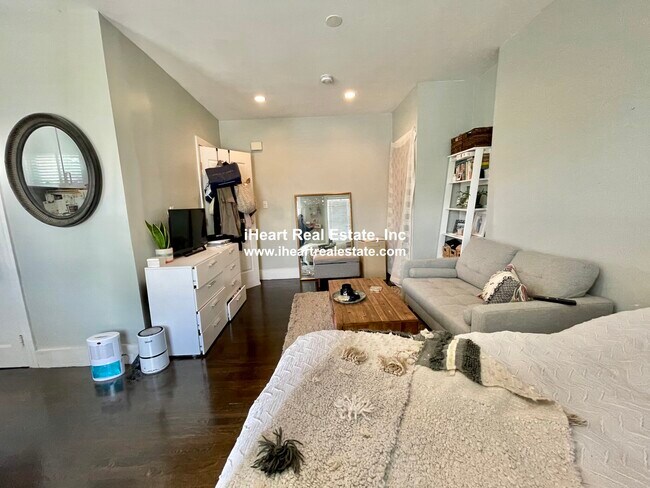 Foto del edificio - 57 Dwight St