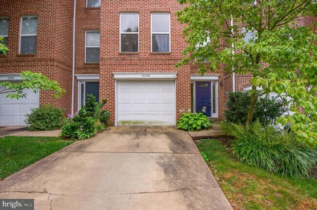 Foto del edificio - 12050 Edgemere Cir
