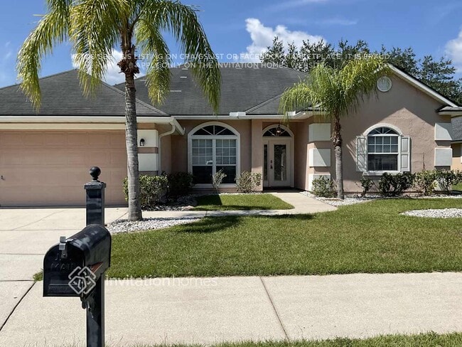Building Photo - 13928 Fish Eagle Dr E