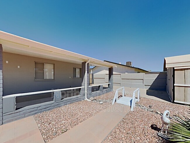 Building Photo - 11823 N 49th Dr