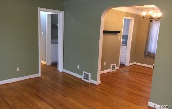 Foto del edificio - 923 Edgewood Dr