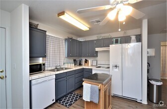 Building Photo - 254 Riverwood Ln