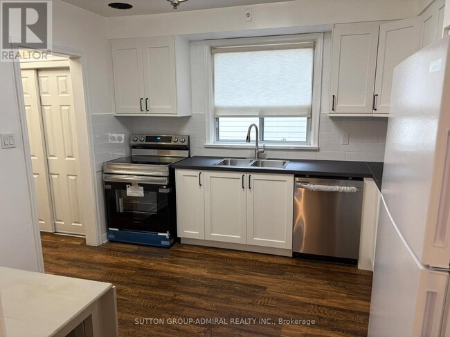 Photo du bâtiment - 20 Meadowbrook Rd