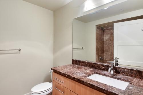 Building Photo - 1 bedroom in Bellevue WA 98004